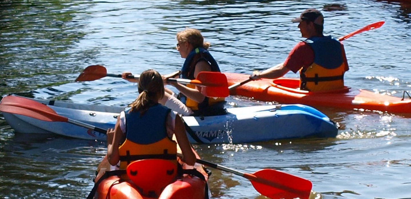 https://ville-saint-sauveur-le-vicomte.fr/wp-content/uploads/2017/10/canoestsauveur-slider.jpg